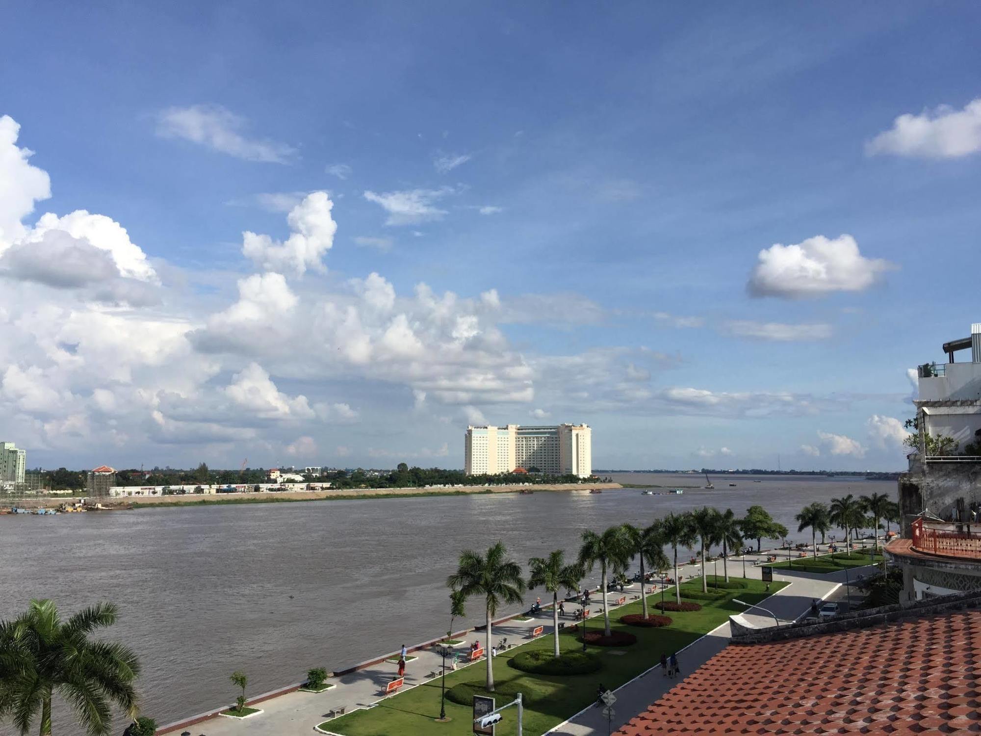 One Stop Hostel Phnom Penh Ngoại thất bức ảnh