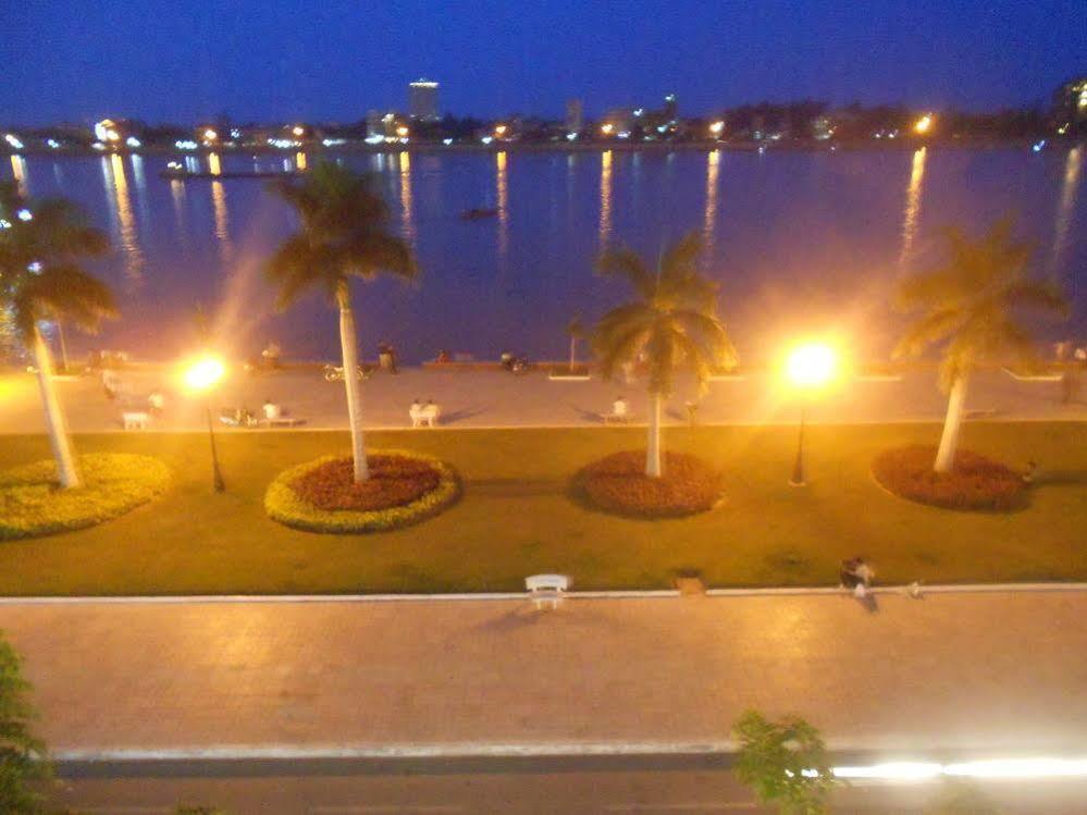 One Stop Hostel Phnom Penh Ngoại thất bức ảnh
